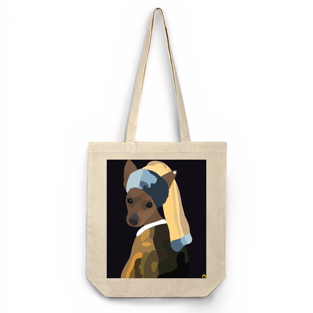 Pinčer Milivoje sa bisernom minđušom