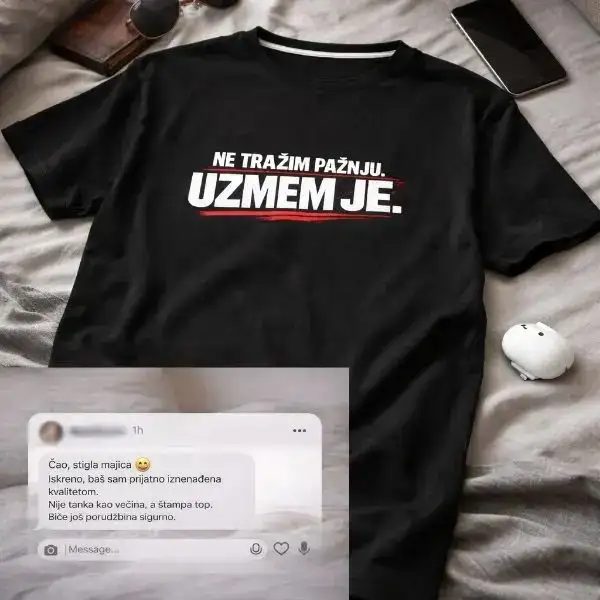 Krsticfamily muška majica crna sa printom Ne tražim pažnju uzmem je